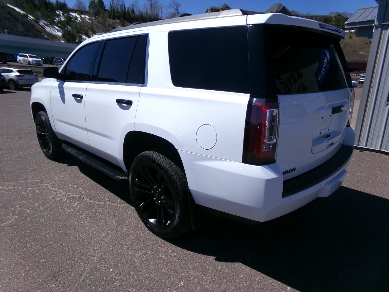 GMC Yukon 4WD 4dr SLT 2018