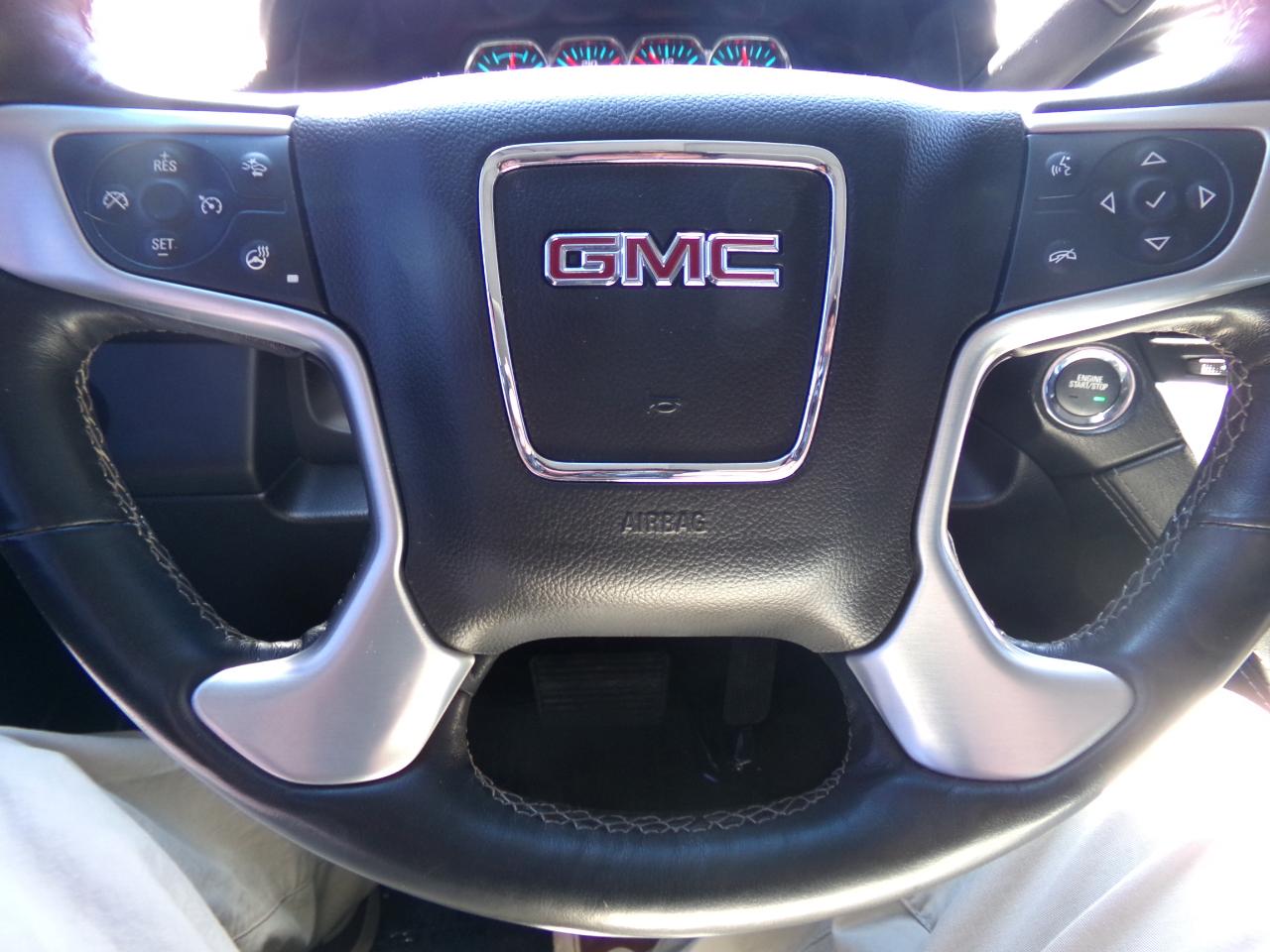 GMC Yukon 4WD 4dr SLT 2018