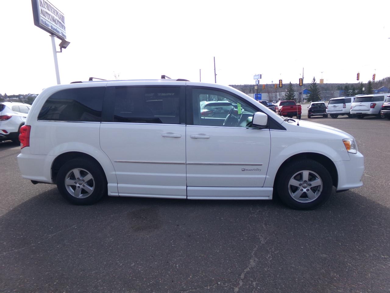 Dodge Grand Caravan  2011