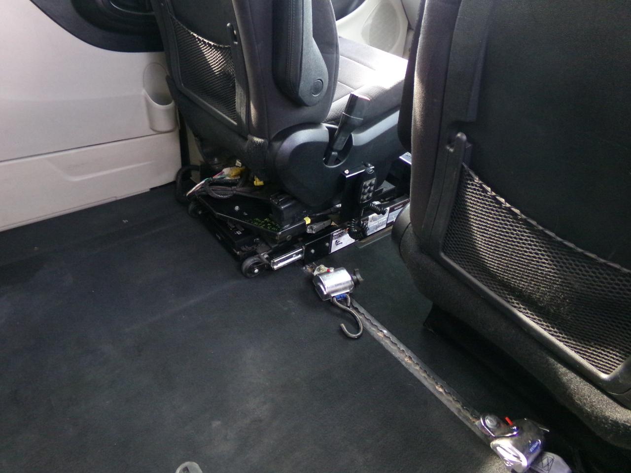 Dodge Grand Caravan  2011