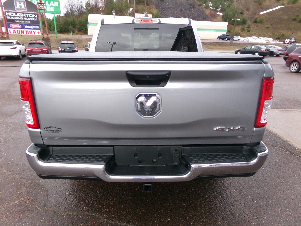 RAM 1500 Tradesman 4x4 Crew Cab 5'7" Box 2019