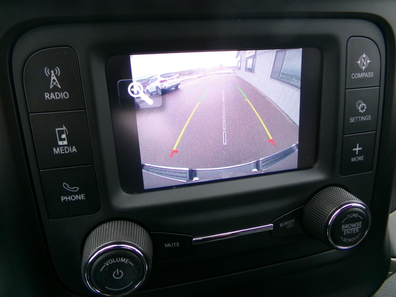 RAM 1500 Tradesman 4x4 Crew Cab 5'7" Box 2019