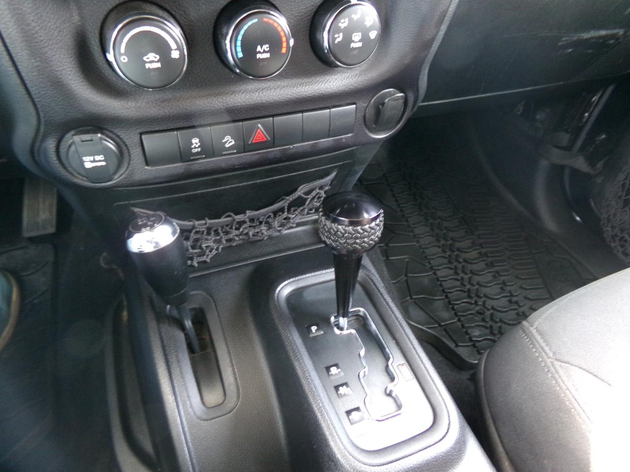 Jeep Wrangler 4WD 2dr Sport 2015