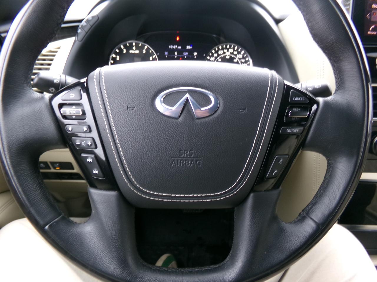 Infiniti QX80 LUXE AWD 2023