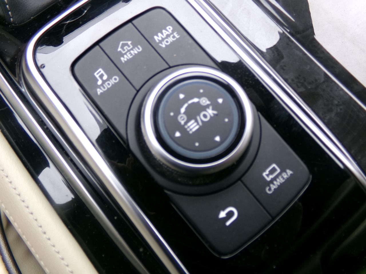 Infiniti QX80 LUXE AWD 2023