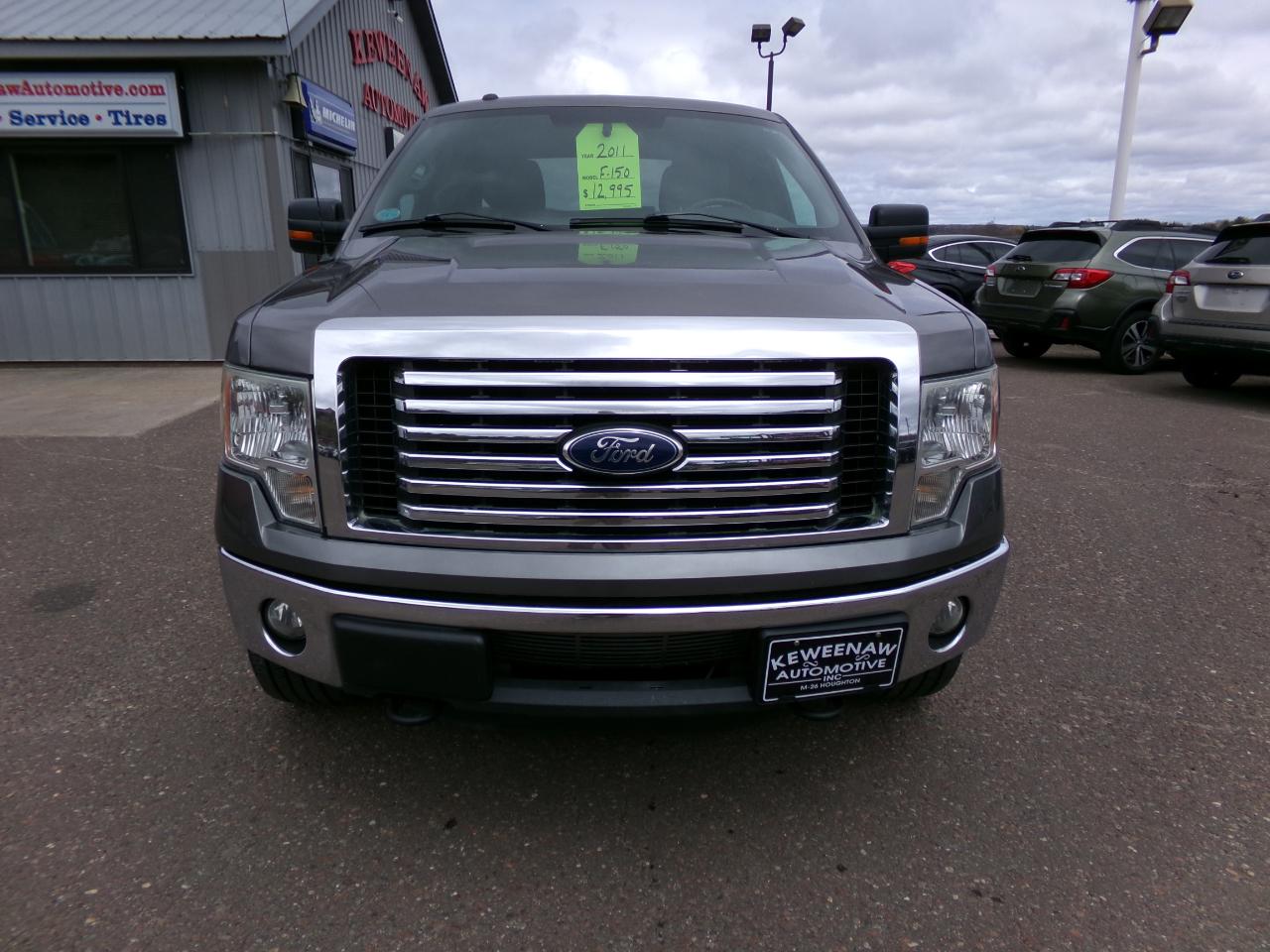Ford F-150 4WD SuperCrew 145" XLT 2011
