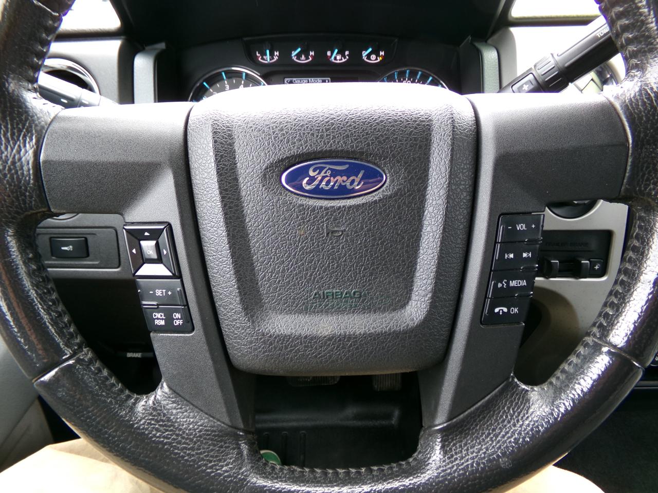 Ford F-150 4WD SuperCrew 145" XLT 2011