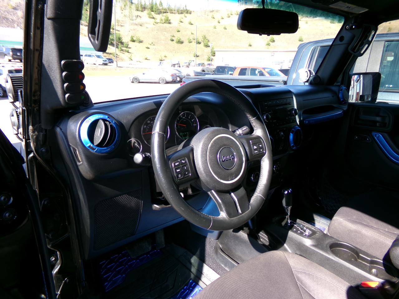 Jeep Wrangler Unlimited 4WD 4dr Sport 2013