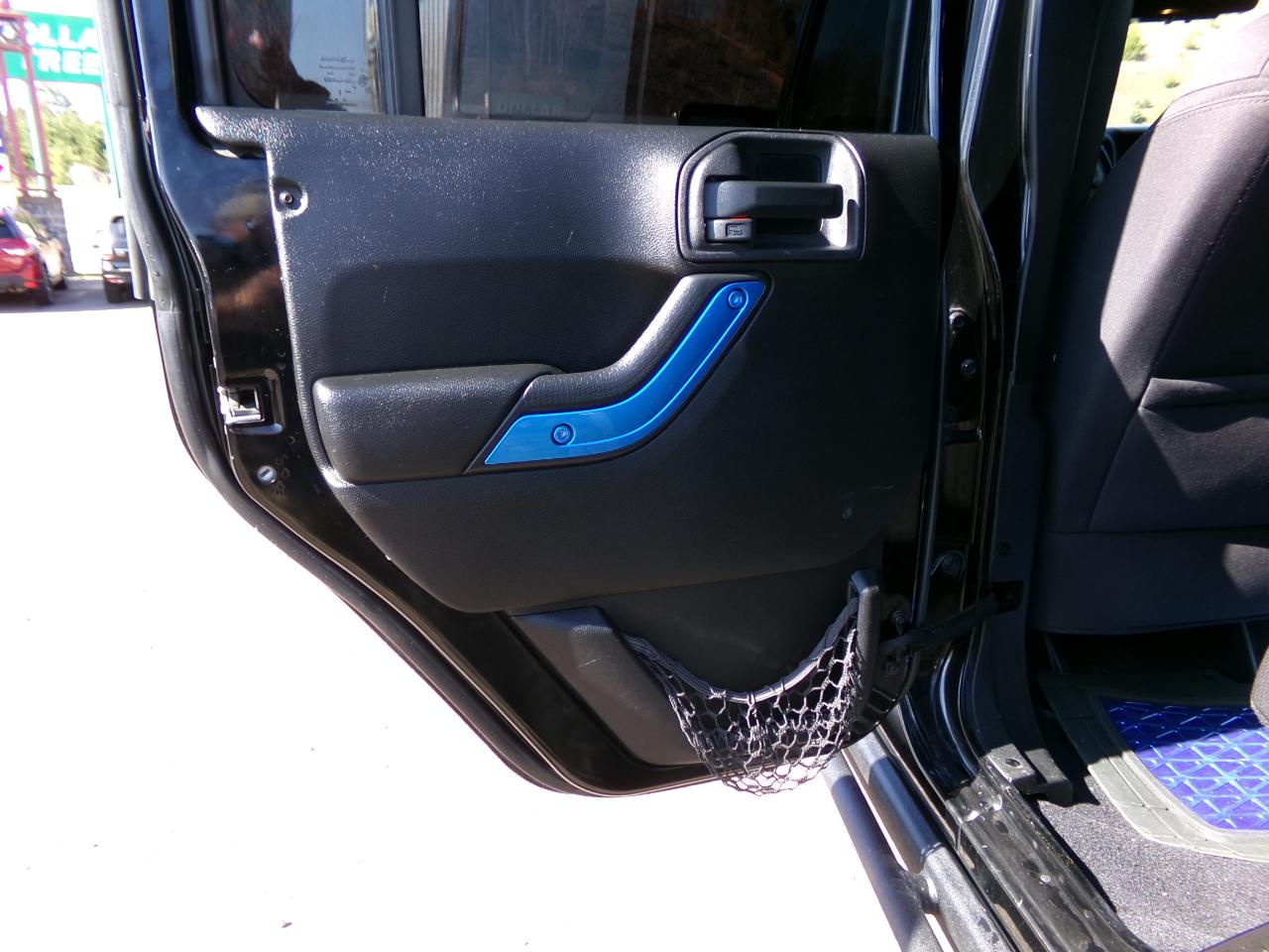 Jeep Wrangler Unlimited 4WD 4dr Sport 2013