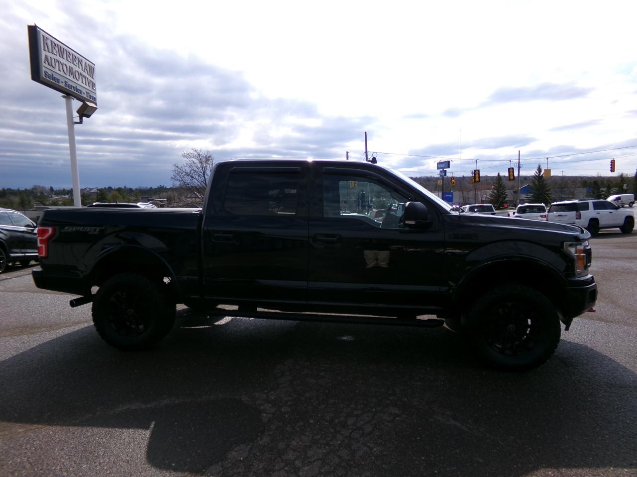 Ford F-150 4WD SuperCrew 145" XLT 2019
