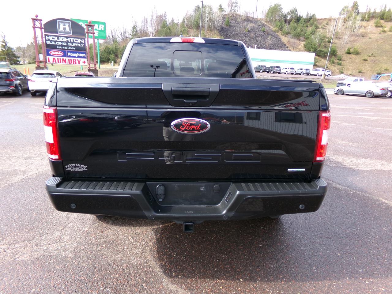 Ford F-150 4WD SuperCrew 145" XLT 2019