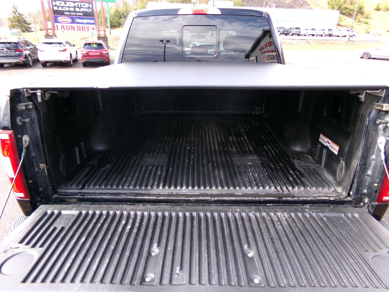 Ford F-150 4WD SuperCrew 145" XLT 2019