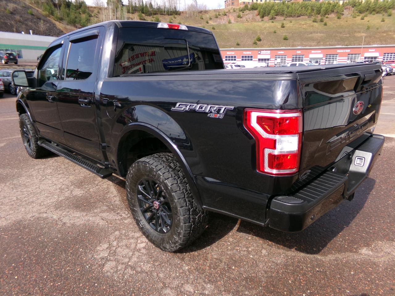 Ford F-150 4WD SuperCrew 145" XLT 2019