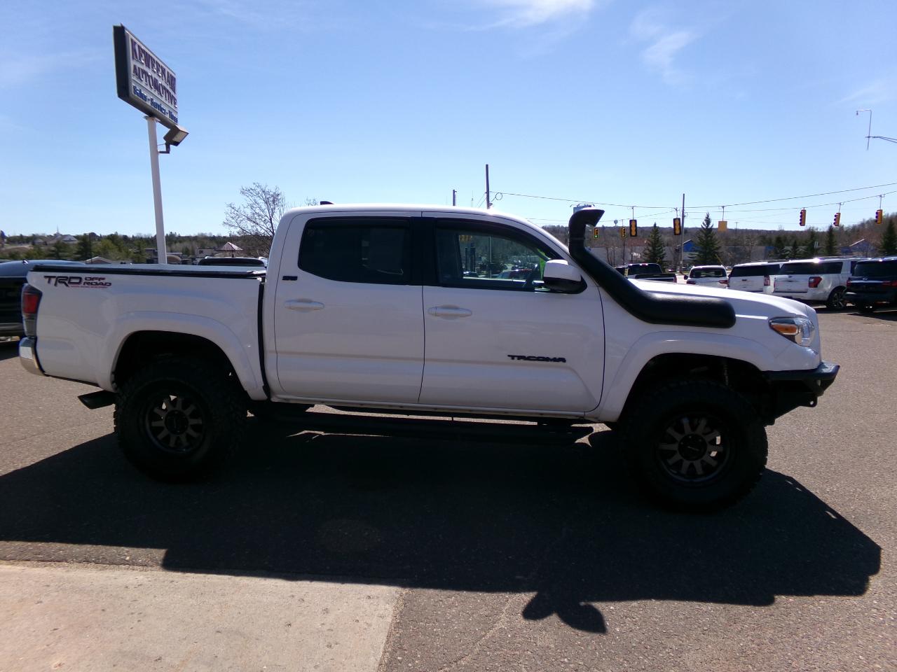 Toyota Tacoma 4WD TRD Off Road Double Cab 5' Bed V6 MT (Natl) 2019