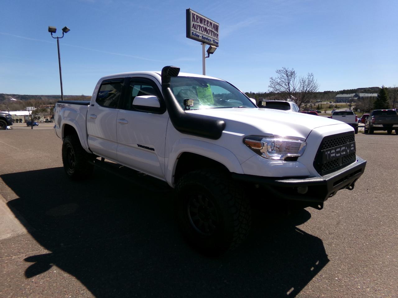 Toyota Tacoma 4WD TRD Off Road Double Cab 5' Bed V6 MT (Natl) 2019