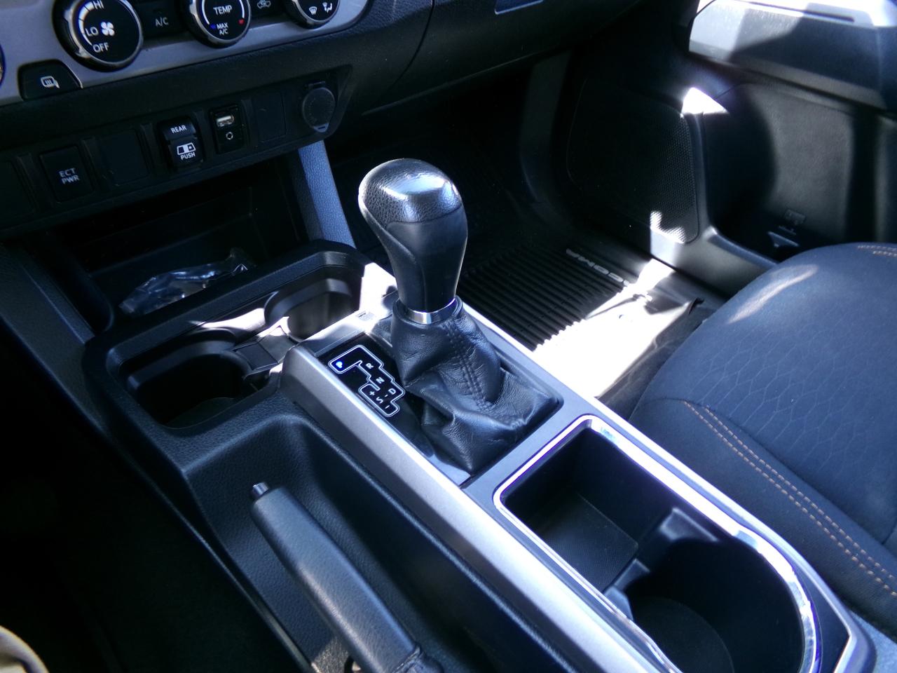 Toyota Tacoma 4WD TRD Off Road Double Cab 5' Bed V6 MT (Natl) 2019