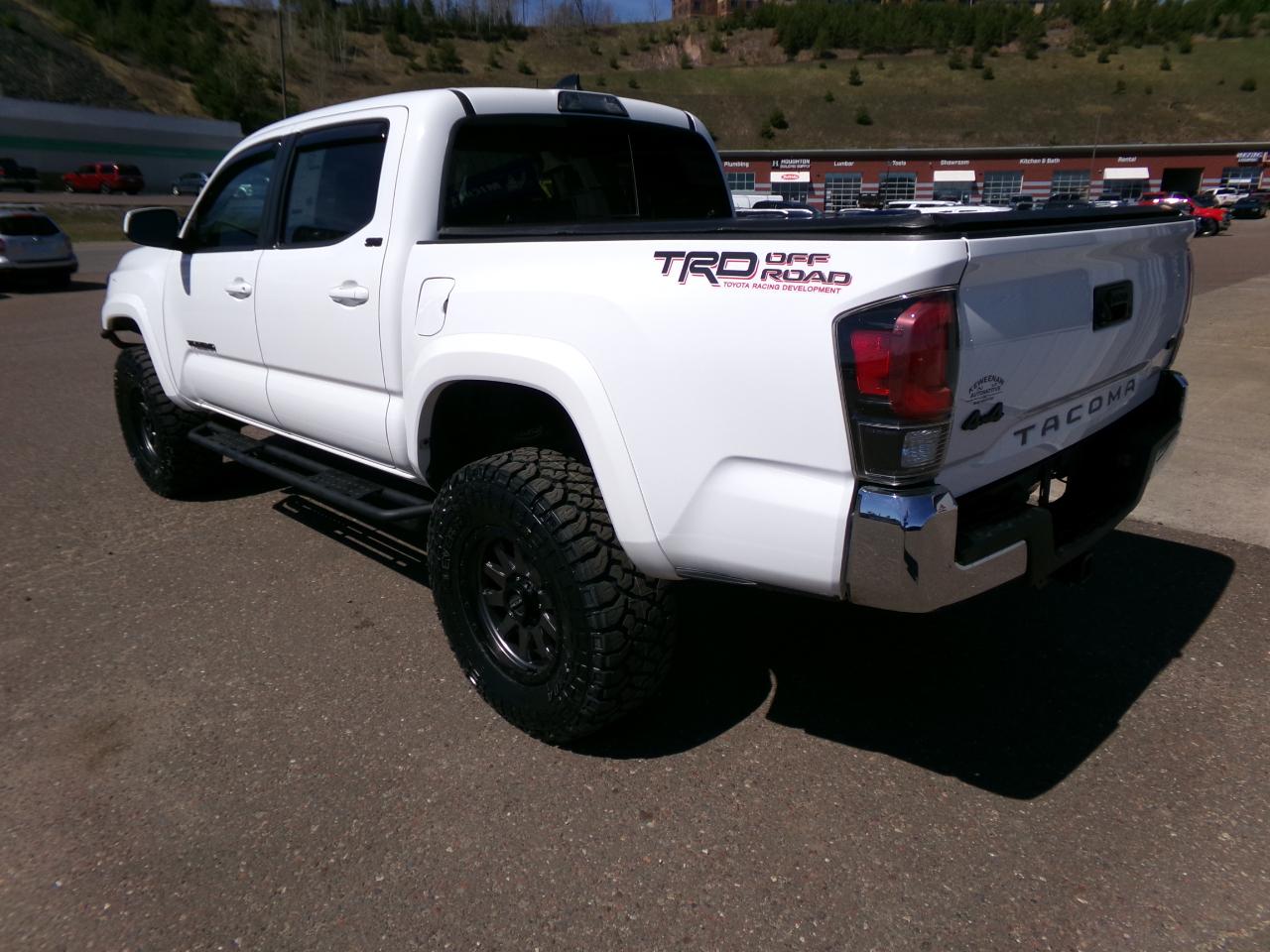 Toyota Tacoma 4WD TRD Off Road Double Cab 5' Bed V6 MT (Natl) 2019