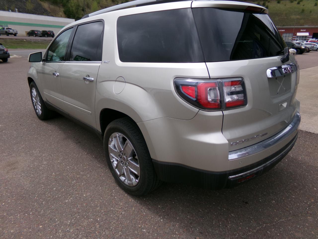 GMC Acadia Limited FWD 4dr Limited 2017