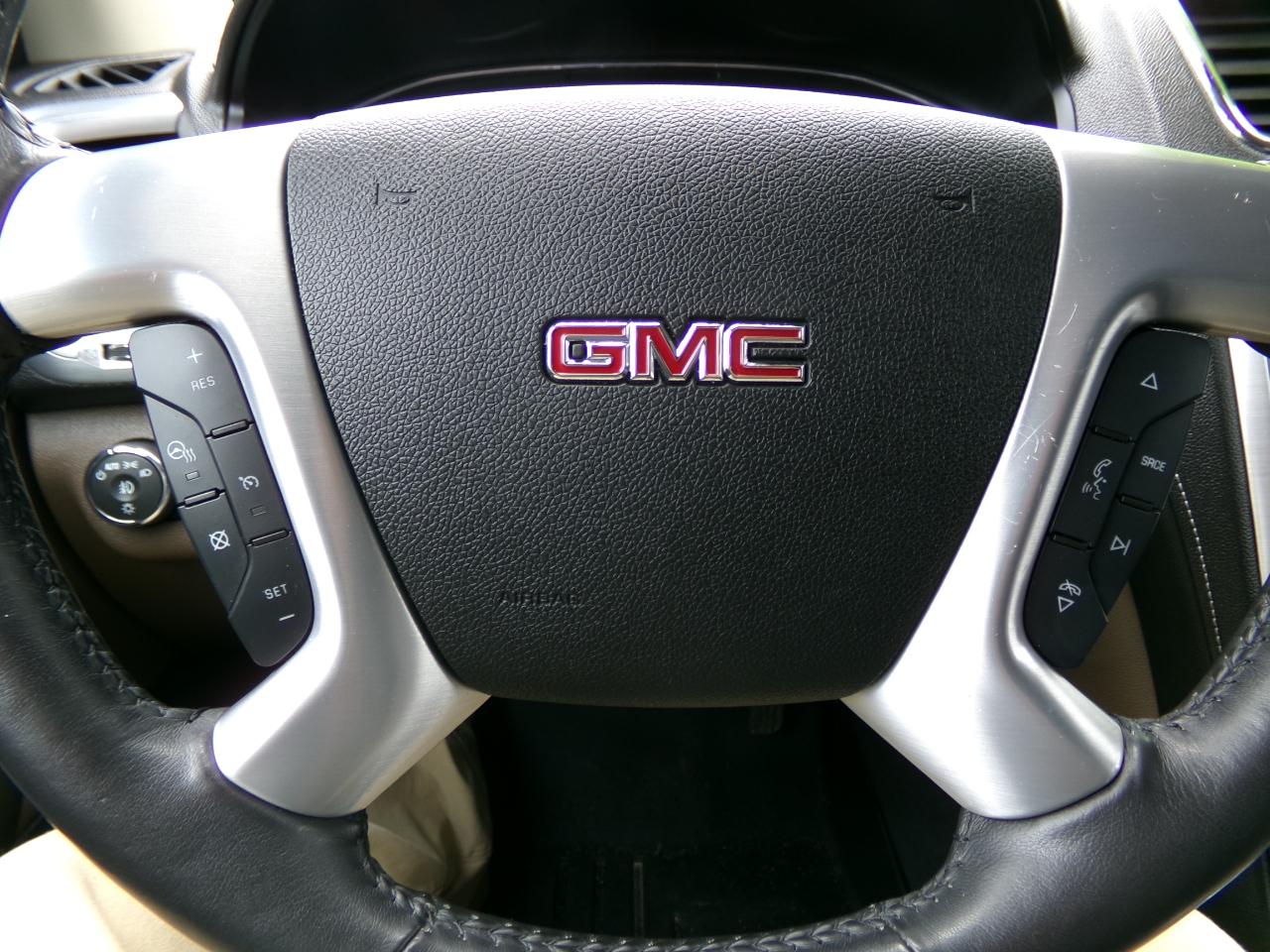 GMC Acadia Limited FWD 4dr Limited 2017