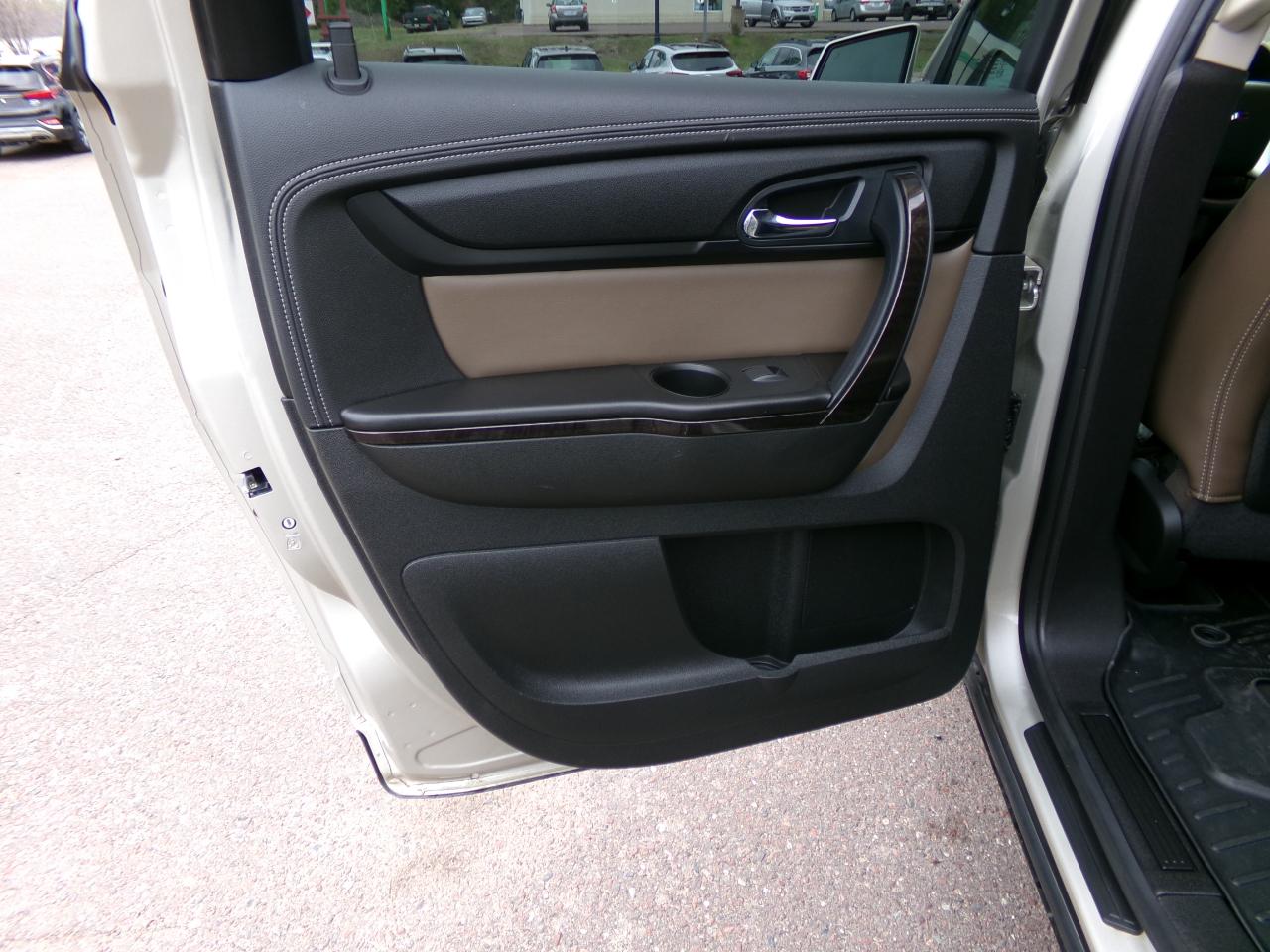 GMC Acadia Limited FWD 4dr Limited 2017