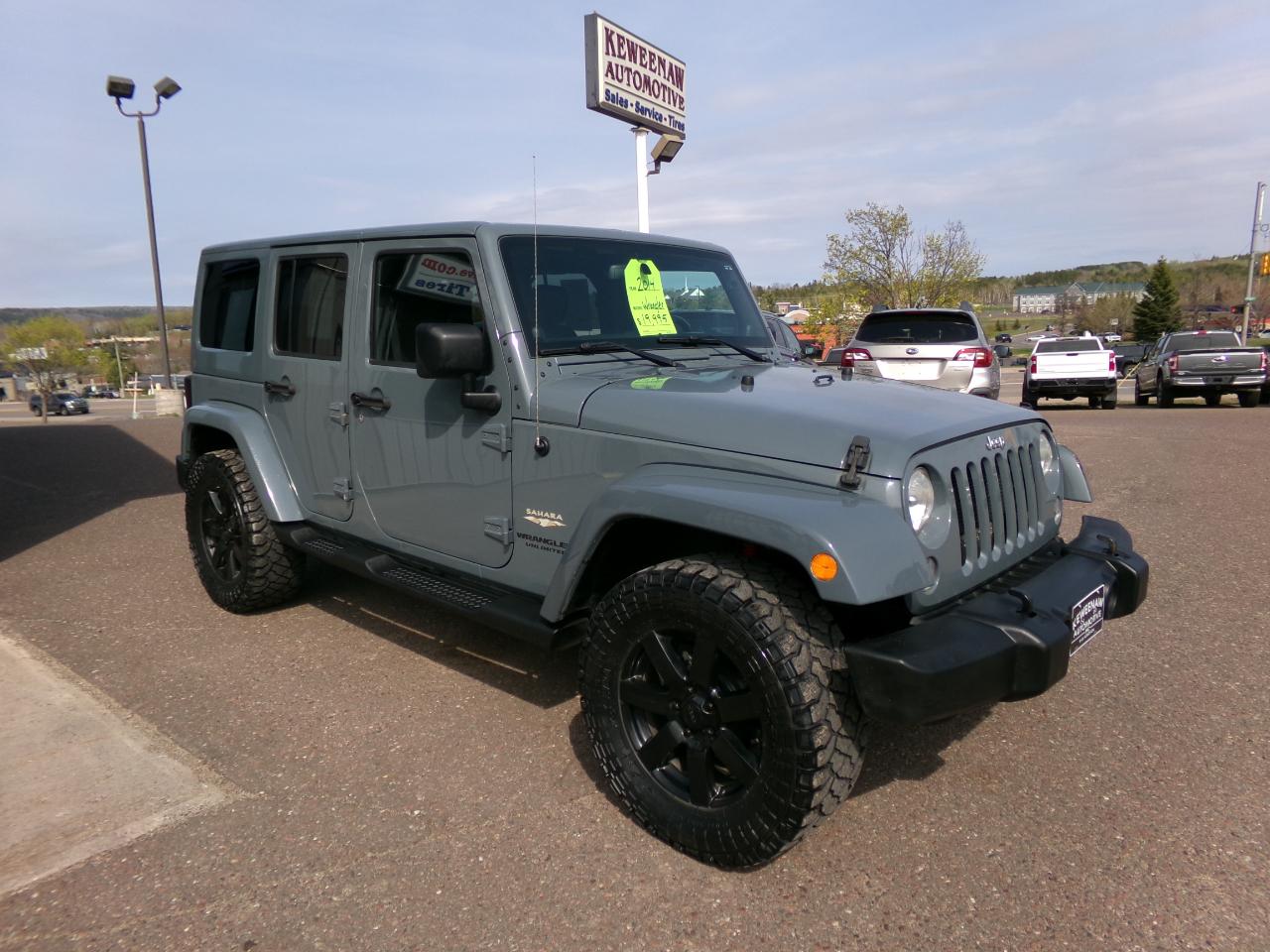 Jeep Wrangler Unlimited 4WD 4dr Sahara 2014