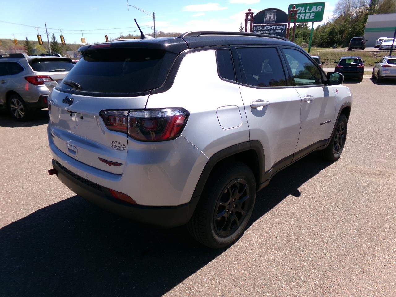 Jeep Compass Trailhawk 4x4 2024