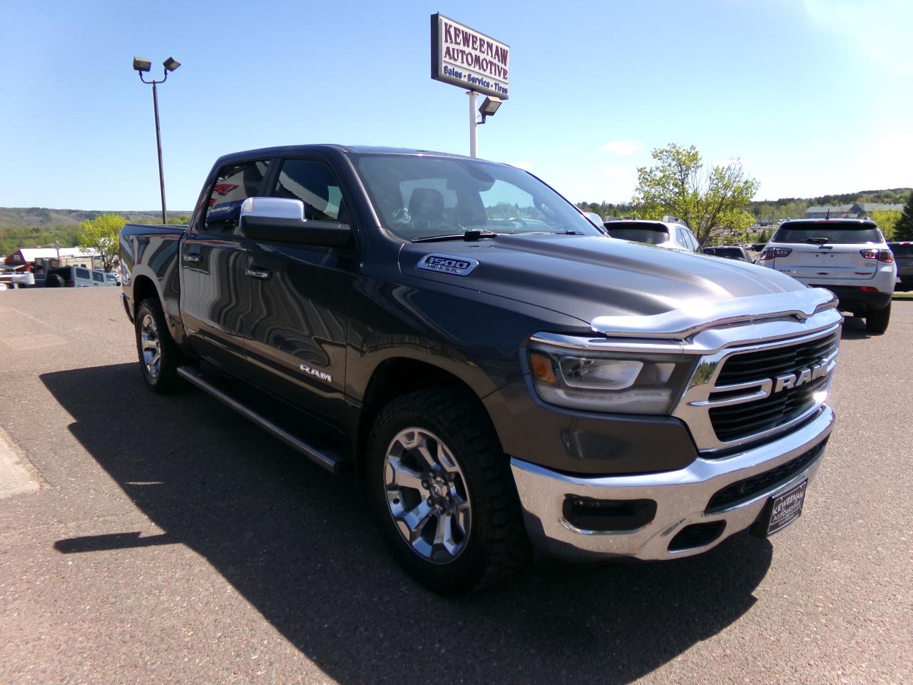 RAM 1500 Big Horn 4x4 Crew Cab 5'7" Box 2019