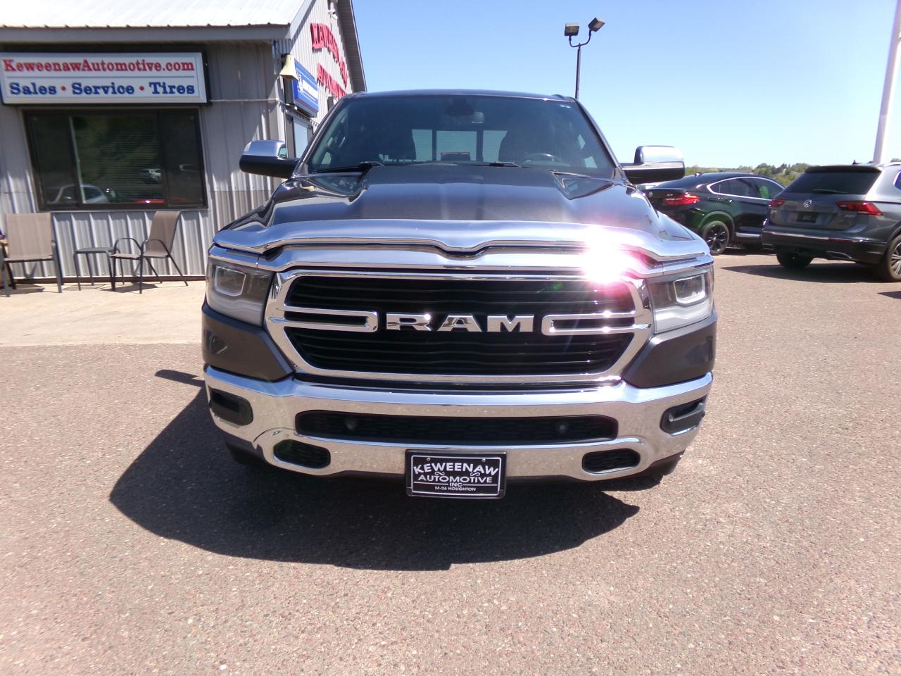 RAM 1500 Big Horn 4x4 Crew Cab 5'7" Box 2019