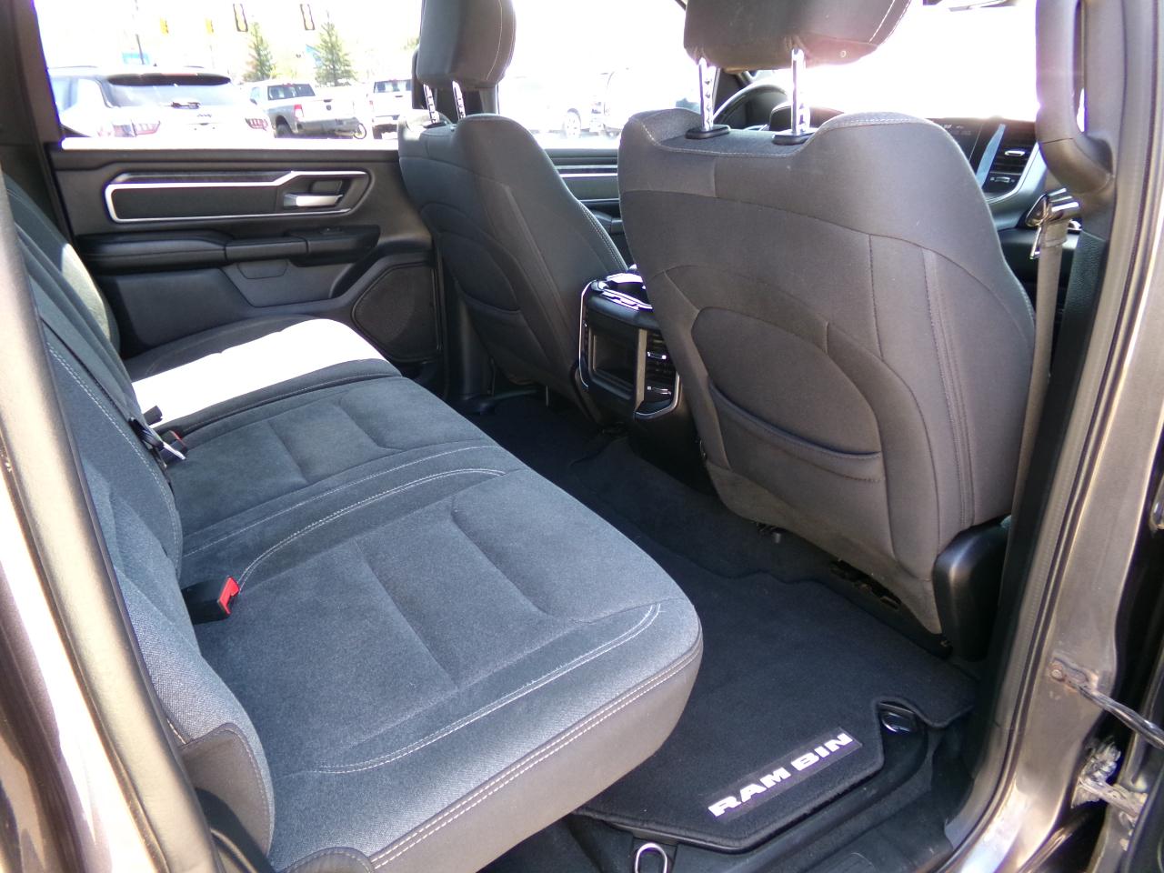RAM 1500 Big Horn 4x4 Crew Cab 5'7" Box 2019