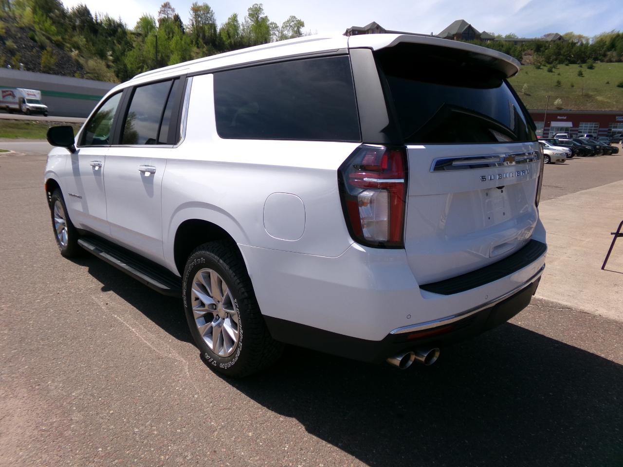 Chevrolet Suburban 4WD 4dr Premier 2023