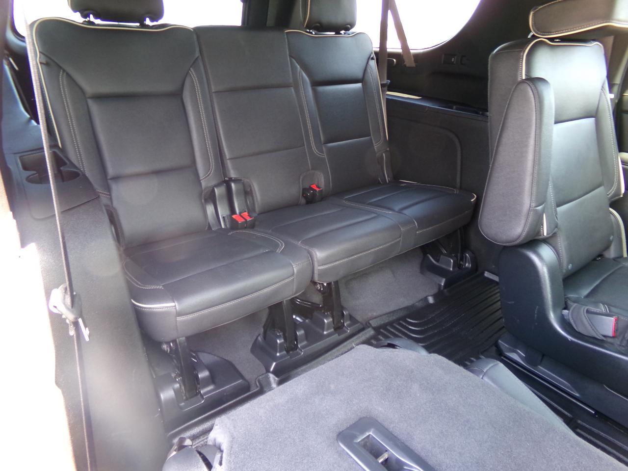 Chevrolet Suburban 4WD 4dr Premier 2023