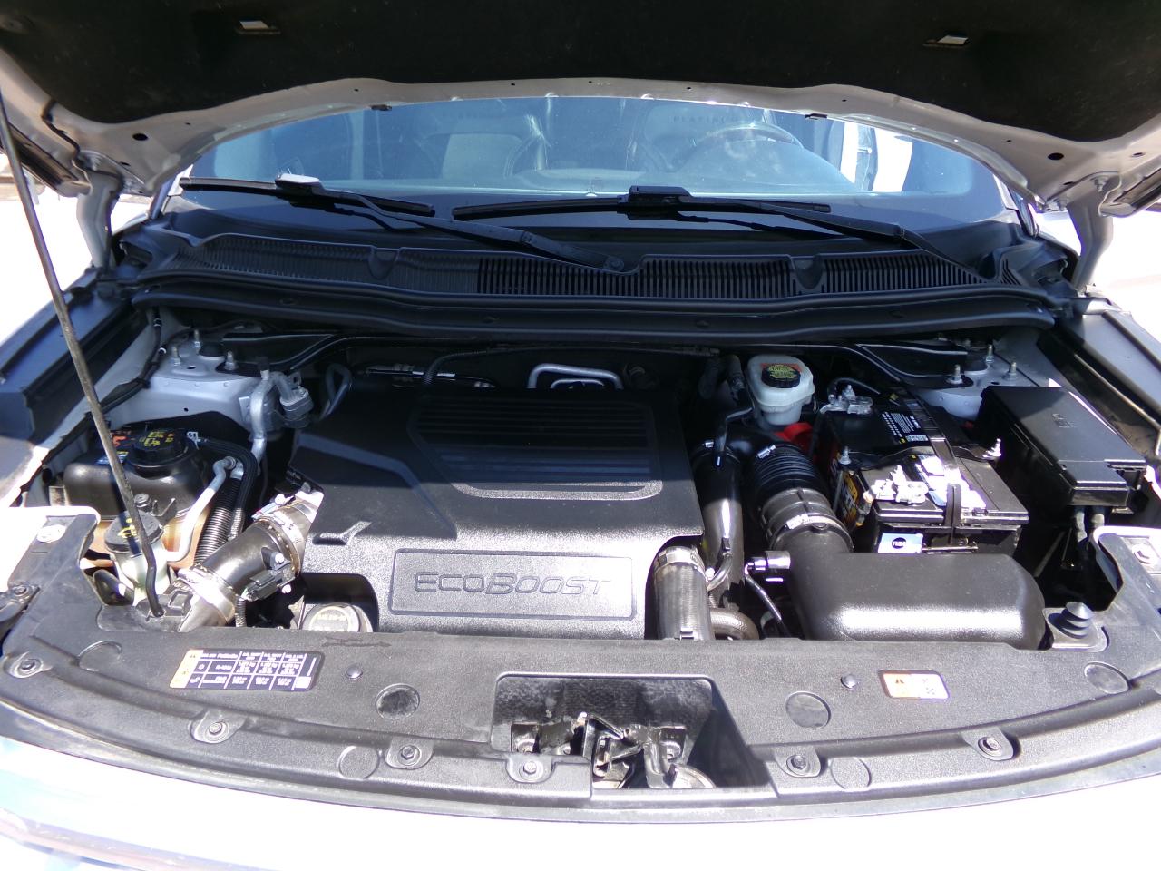 Ford Explorer 4WD 4dr Platinum 2016