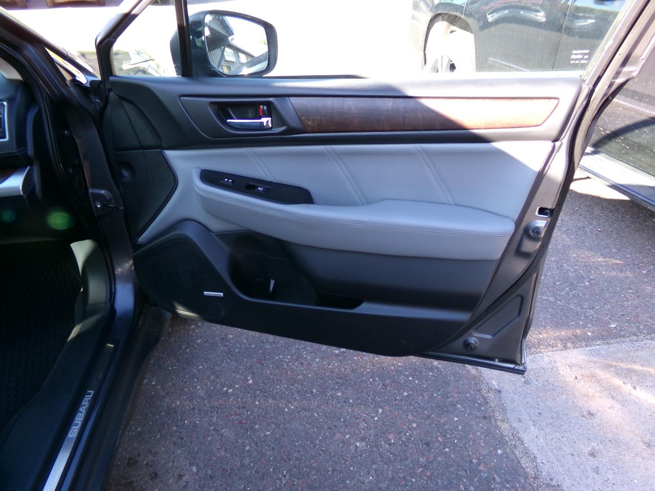 Subaru Outback 2.5i Limited 2019