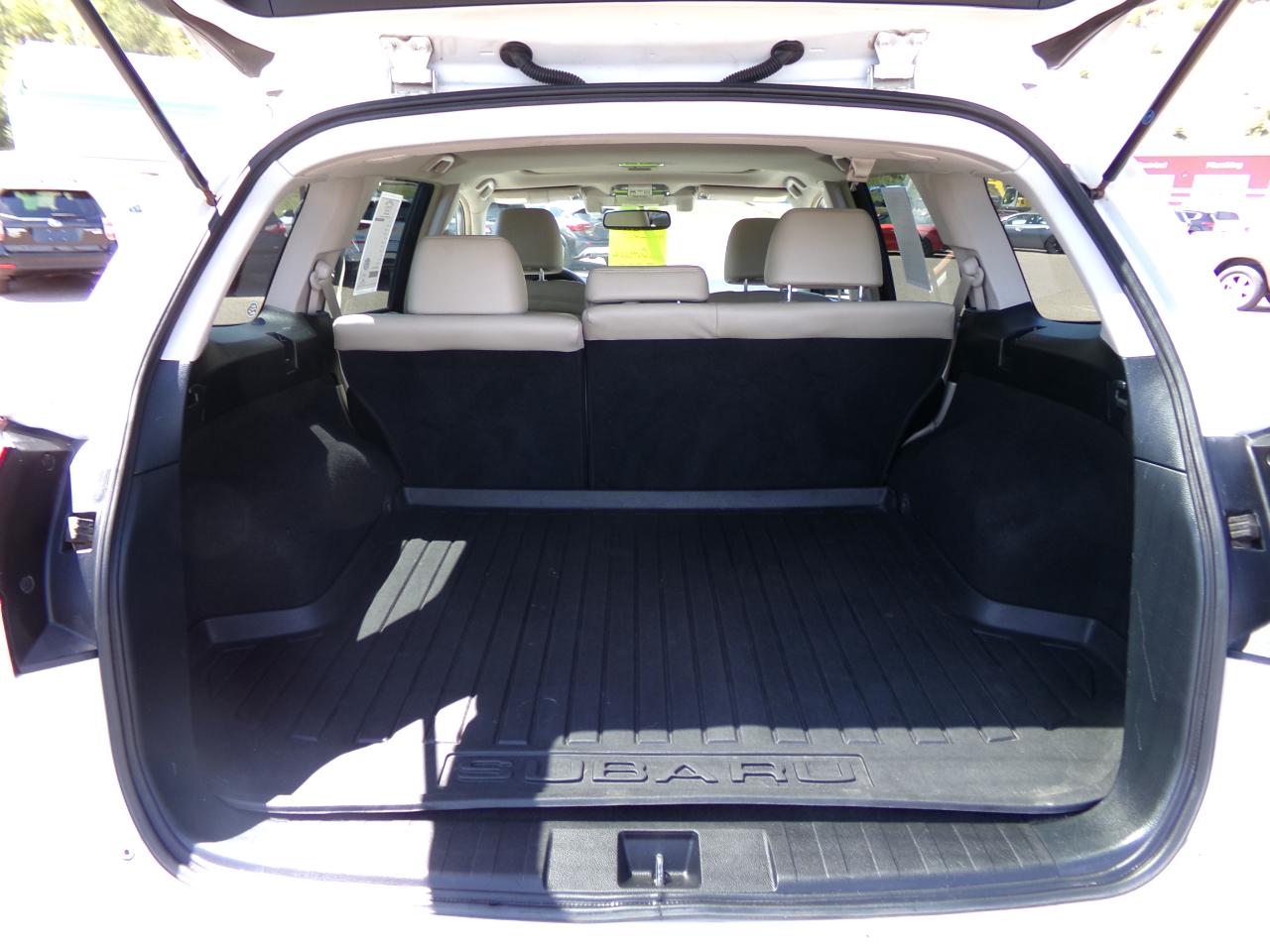 Subaru Outback 4dr Wgn H4 Auto 2.5i Limited 2013