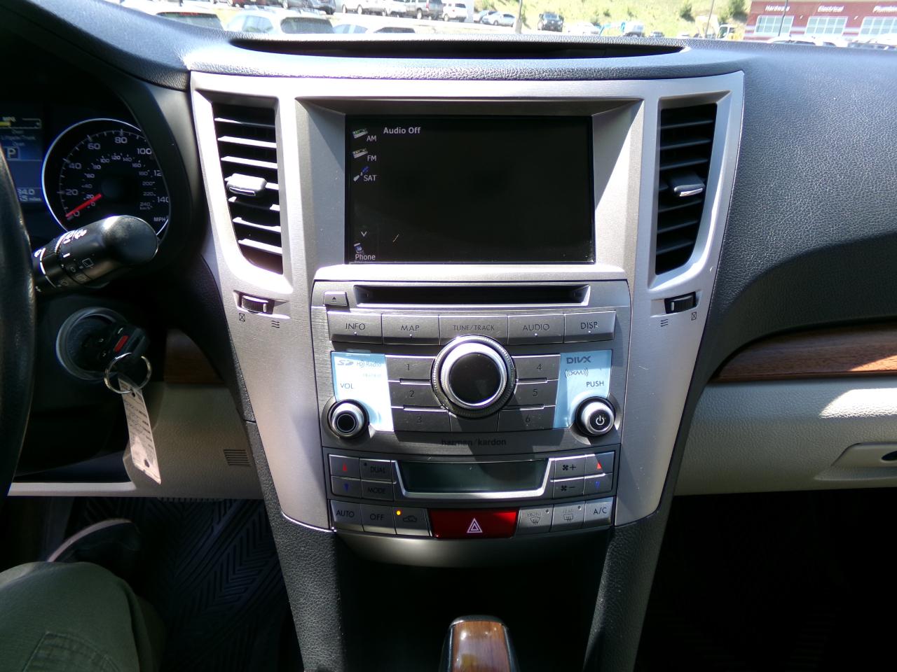 Subaru Outback 4dr Wgn H4 Auto 2.5i Limited 2013