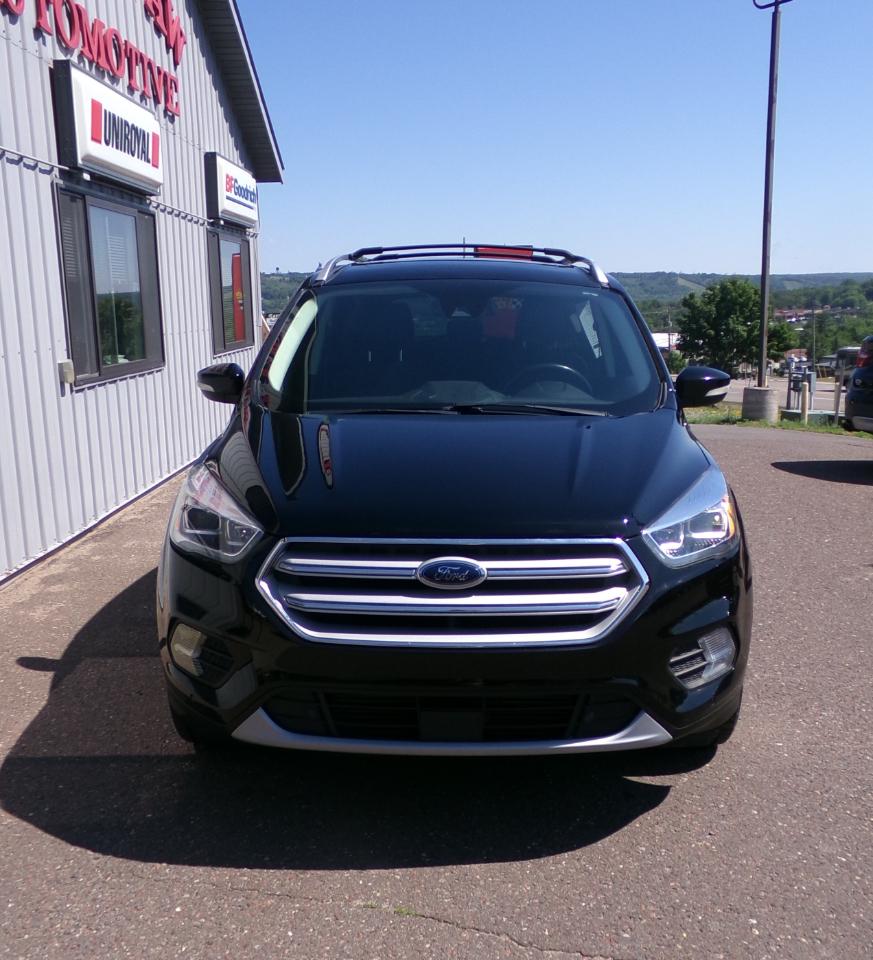 Ford Escape Titanium 4WD 2018