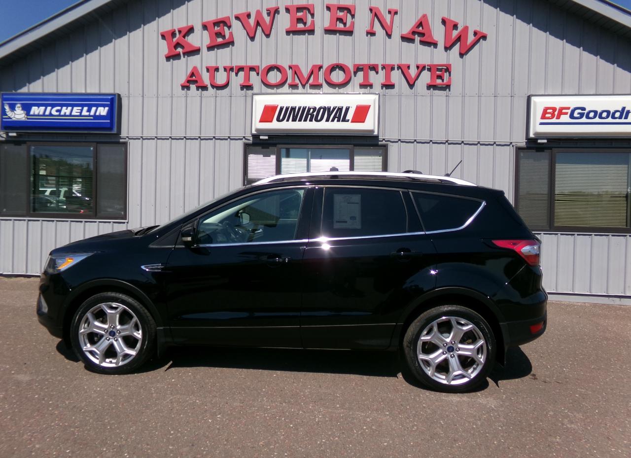 Ford Escape Titanium 4WD 2018