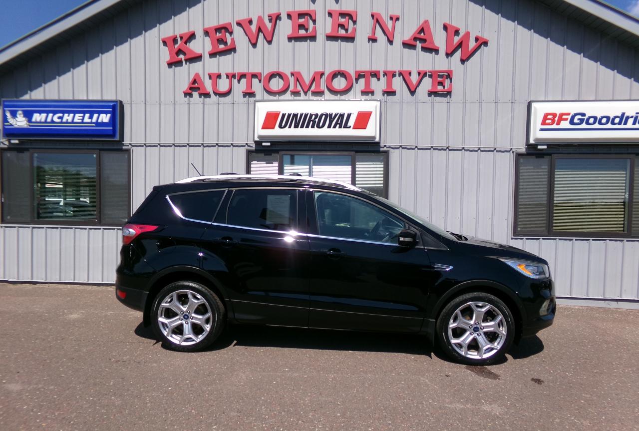 Ford Escape Titanium 4WD 2018