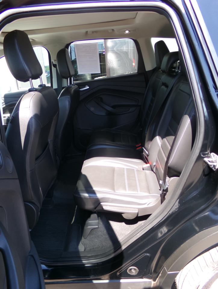 Ford Escape Titanium 4WD 2018