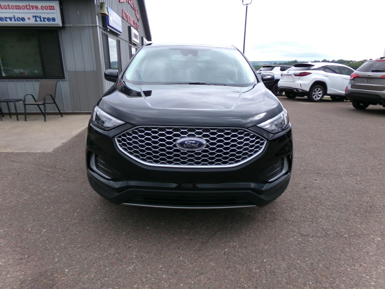Ford Edge SEL AWD 2024
