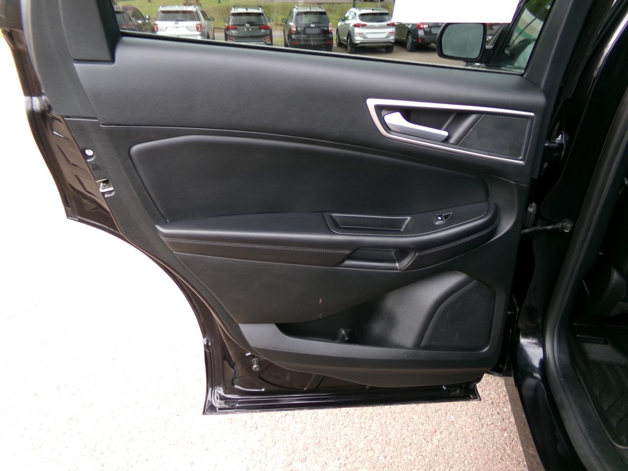 Ford Edge SEL AWD 2024