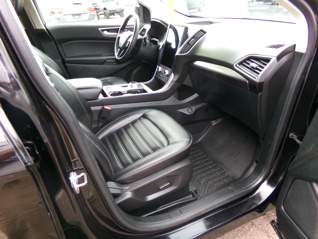 Ford Edge SEL AWD 2024