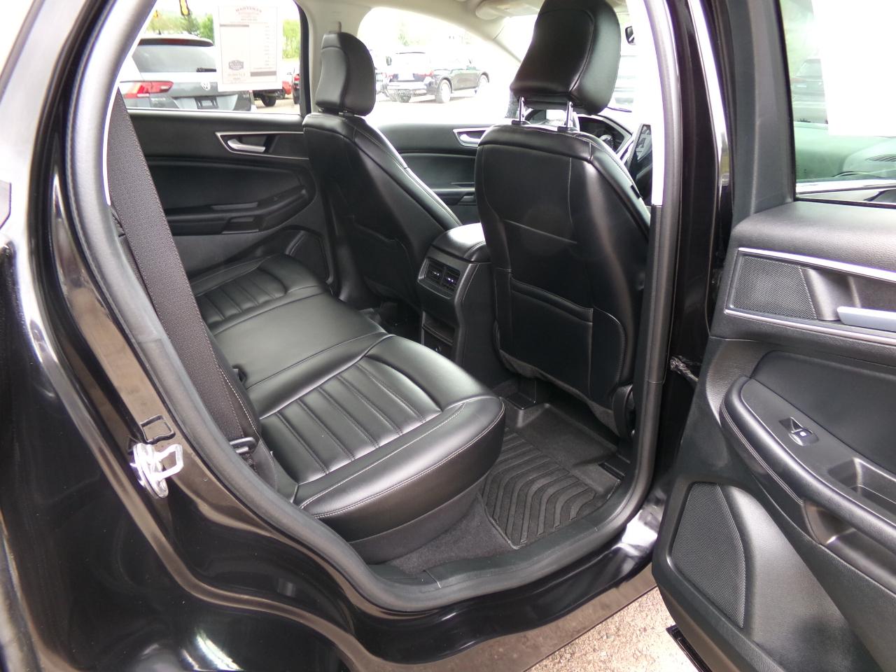 Ford Edge SEL AWD 2024