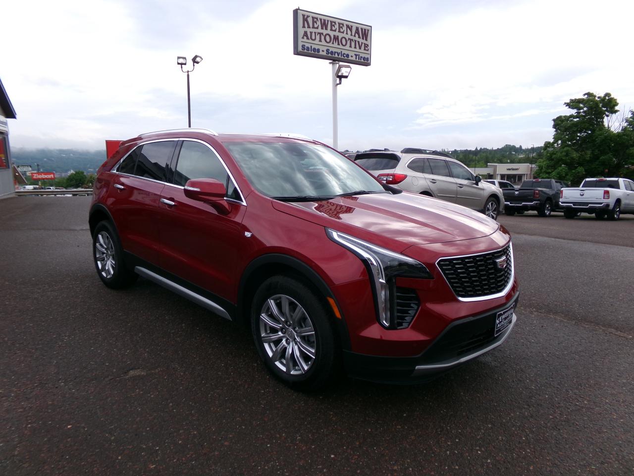 Cadillac XT4 AWD 4dr Premium Luxury 2023