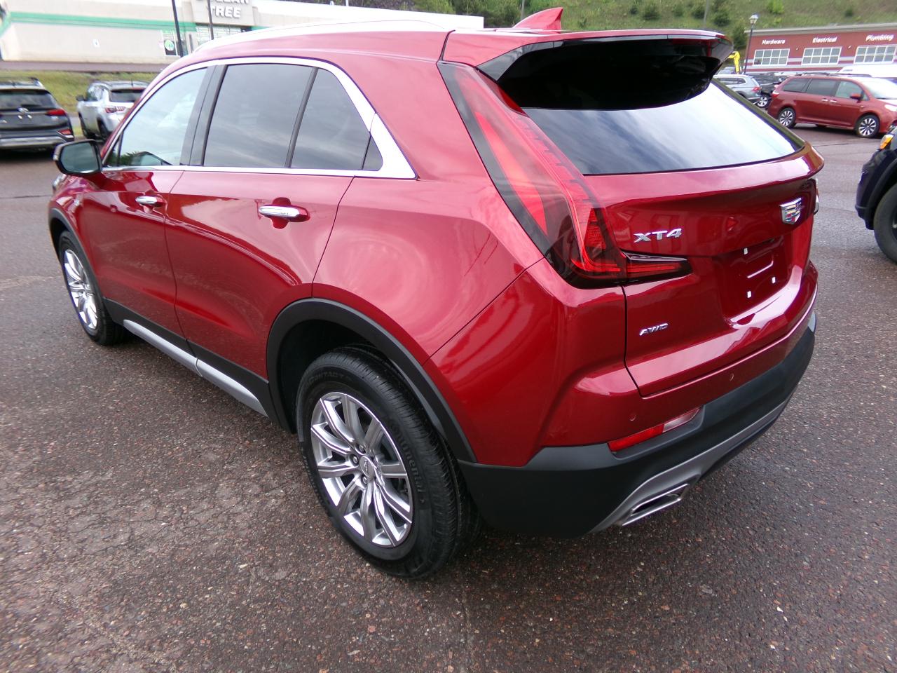 Cadillac XT4 AWD 4dr Premium Luxury 2023