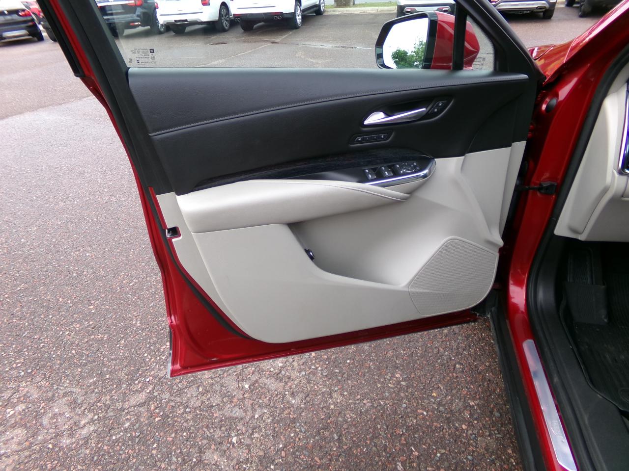 Cadillac XT4 AWD 4dr Premium Luxury 2023
