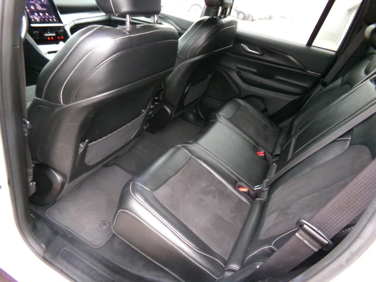 Jeep Grand Cherokee Altitude 4x4 2024