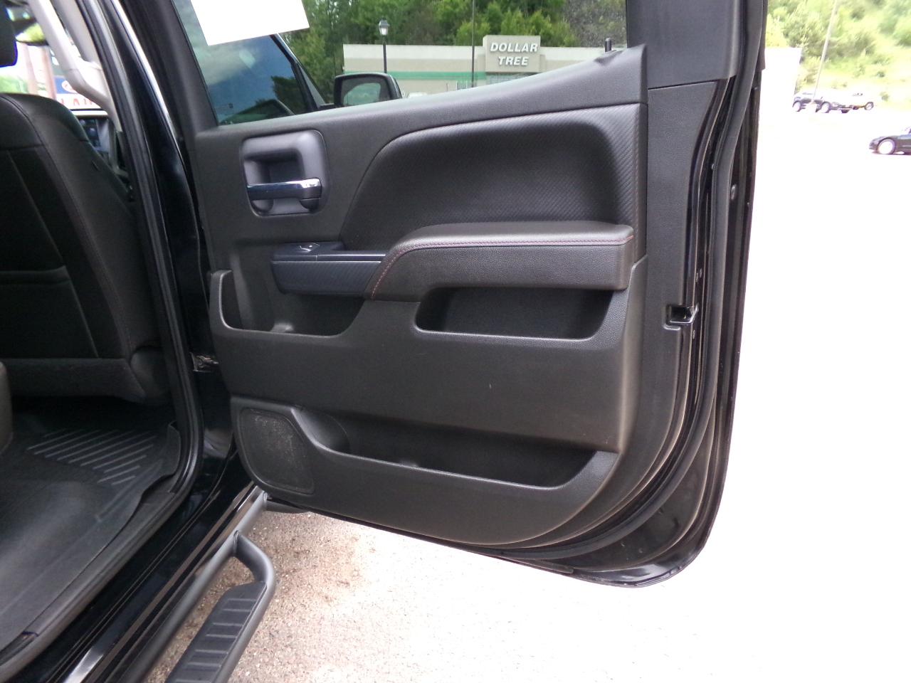 GMC Sierra 1500 4WD Crew Cab 143.5" SLT 2017