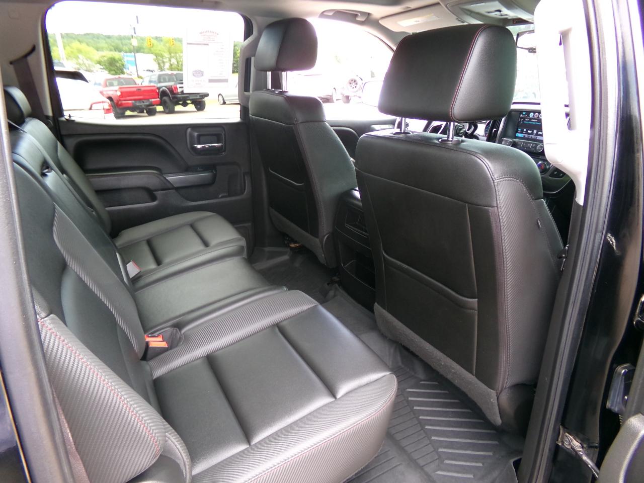 GMC Sierra 1500 4WD Crew Cab 143.5" SLT 2017