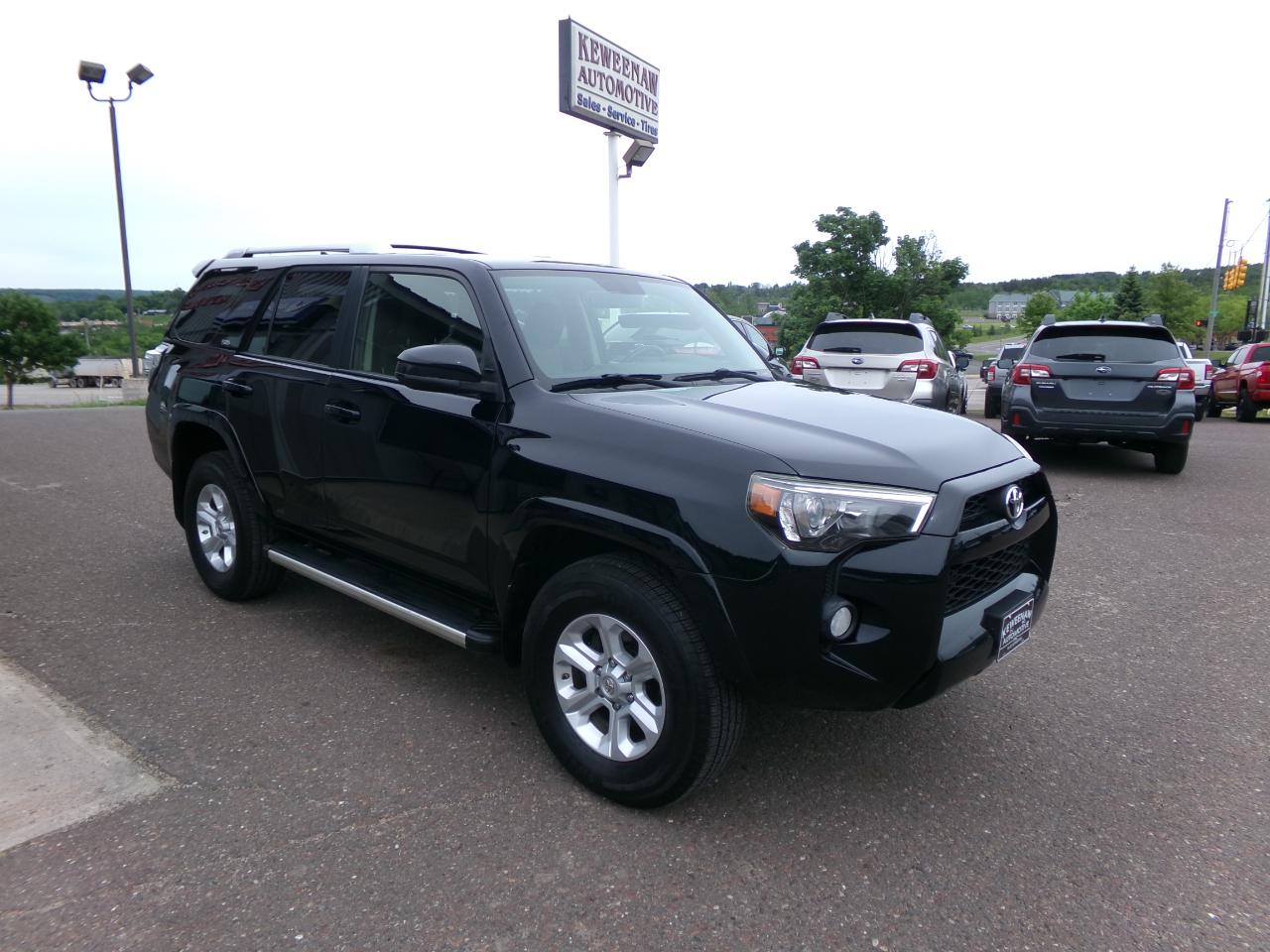 Toyota 4Runner 4WD 4dr V6 SR5 (Natl) 2016